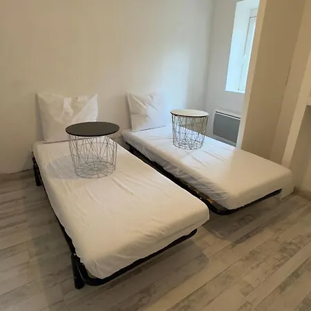 Maisonnette De Meublée * Tonneins