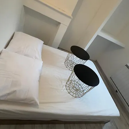 Maisonnette De Meublee * Tonneins